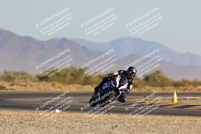 media/Dec-09-2023-SoCal Trackdays (Sat) [[76a8ac2686]]/Turn 15 Set 1 (230pm)/